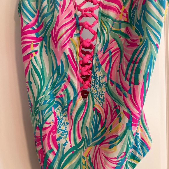 Lilly Pulitzer Lattice Swimsuit - Picture 2 of 4